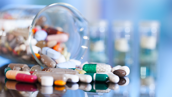 Глава Минздрава: производители препаратов не намерены прекращать поставки